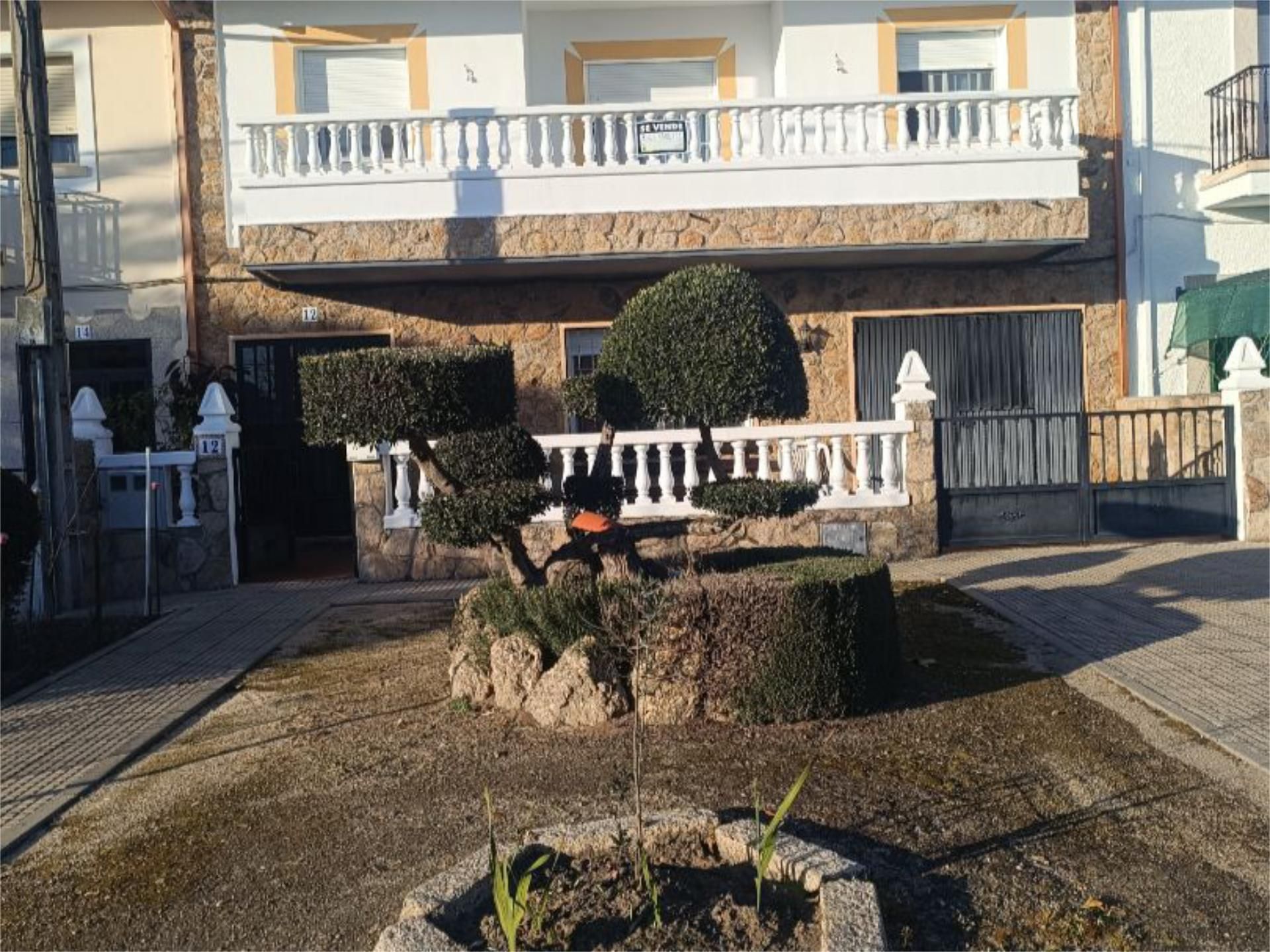 Garden of Single-family semi-detached for sale in Pueblonuevo de Miramontes  with Terrace, Storage room and Furnished