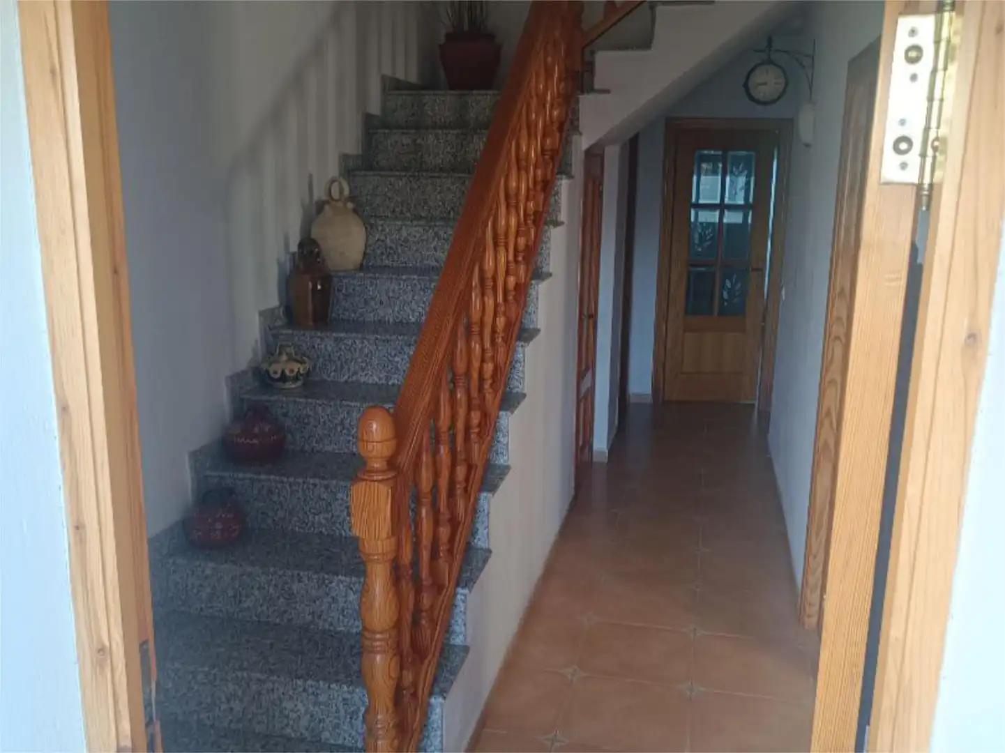 Casa adosada en venta en Calle Cuatro Pueblonu, 8, Pueblonuevo de Miramontes Casa adosada en venta en Pueblonuevo de Miramontes con Terraza, Trastero y Amueblado