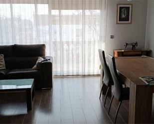 Sala de estar de Casa adosada en venta en Tàrrega con Terraza y Balcón