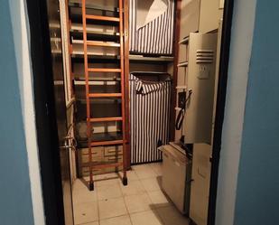 Box room to rent in  Sevilla Capital