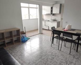 Kitchen of Flat to share in  Santa Cruz de Tenerife Capital  with Furnished, Oven and Washing machine