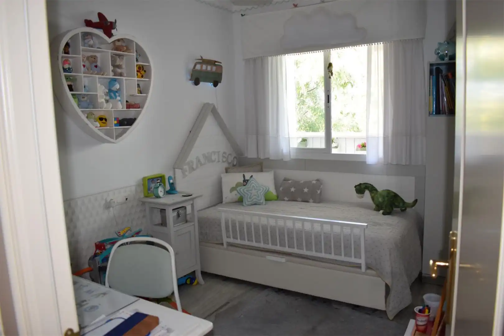 Pis en venda a Calle Mercedes Formica, 8, Cortijo de Maza - Finca Monsalvez - El Olivar Dormitori de Pis en venda en Málaga amb Aire condicionat, Calefacció i Terrassa