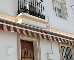 Vista exterior de Casa adosada en venda en El Gastor amb Aire condicionat i Balcó