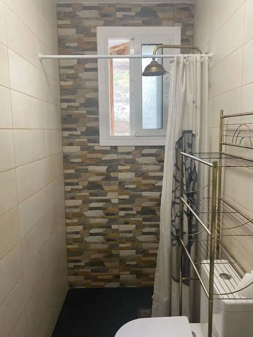 Apartamento en venta en de les Flors, 4, Bellmunt del Priorat Baño de Apartamento en venta en Bellmunt del Priorat con Aire acondicionado, Calefacción y Terraza