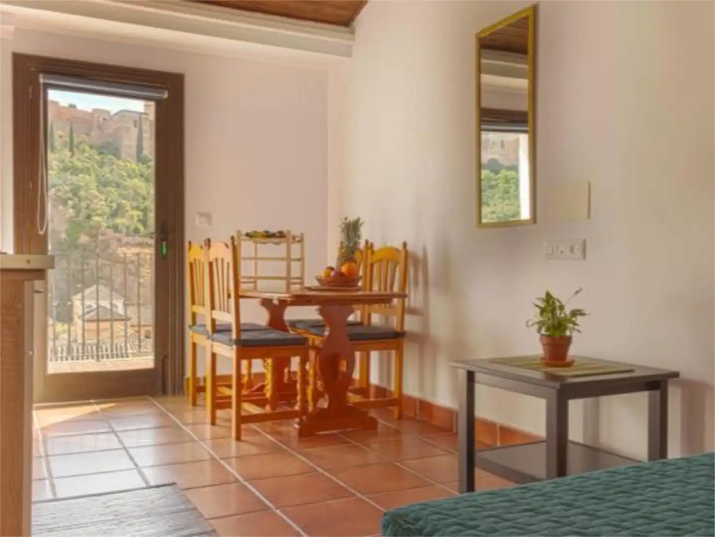 Wohnung zum Verkauf in Calle Gloria, 17, Barrio de Albaicín Esszimmer von Wohnung zum Verkauf in Granada mit Klimaanlage, Terrasse und Möbliert