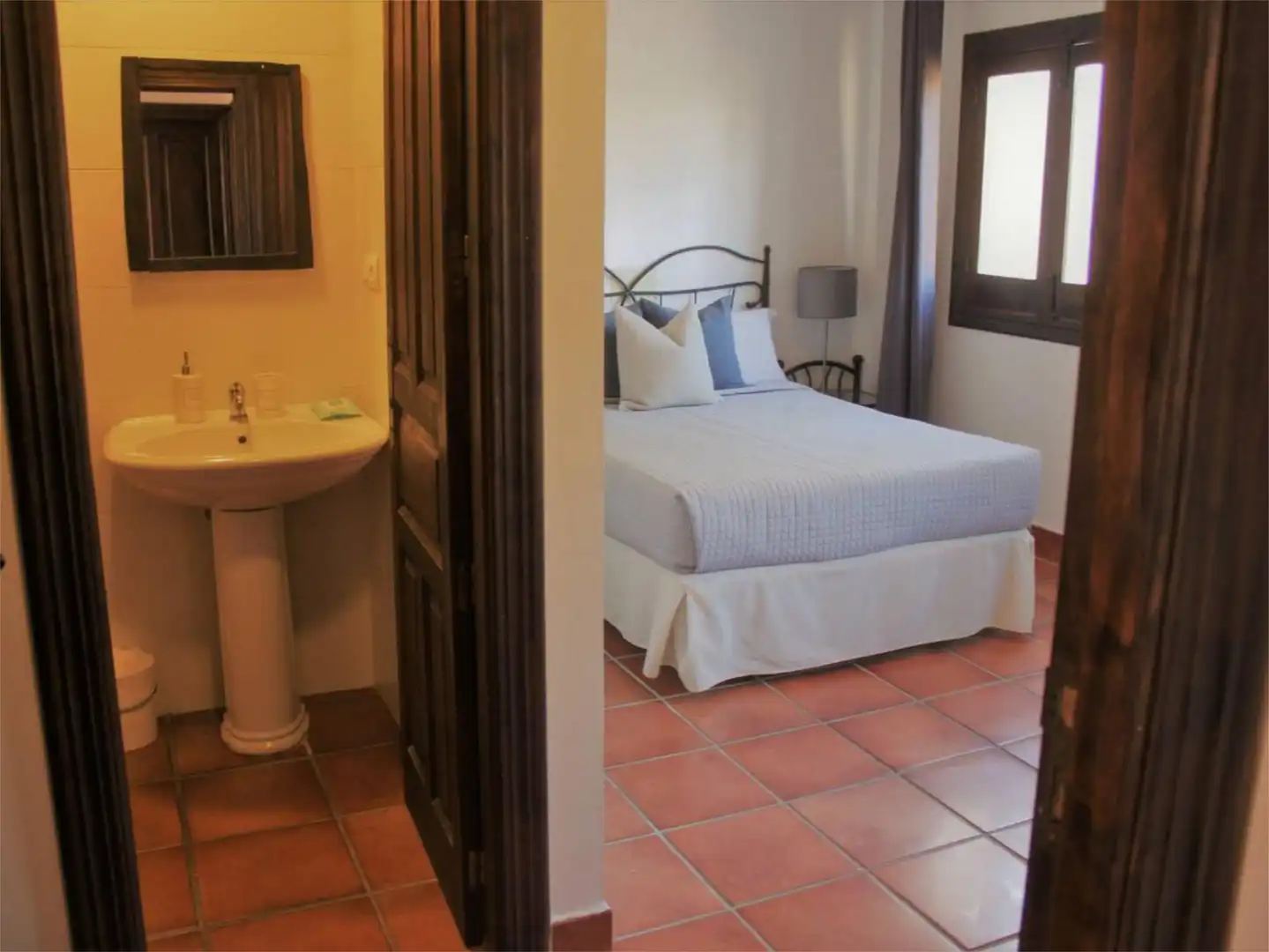 Wohnung zum Verkauf in Calle Gloria, 17, Barrio de Albaicín Schlafzimmer von Wohnung zum Verkauf in Granada mit Klimaanlage, Terrasse und Möbliert