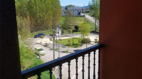 Foto 2 de Casa adosada en venda a Calle Los Campos, 10, Cabañas Raras, León