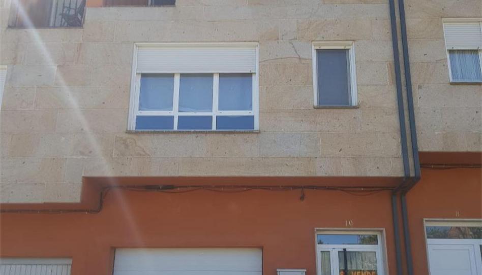 Foto 1 de Casa adosada en venda a Calle Los Campos, 10, Cabañas Raras, León
