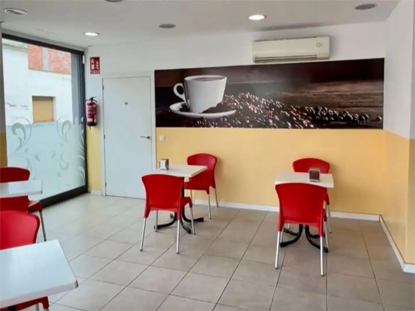 Commercial properties for sale in Carrer del Comerç, 2, Malgrat de Mar Commercial properties for sale in Malgrat de Mar with Air Conditioner, Heating and Furnished
