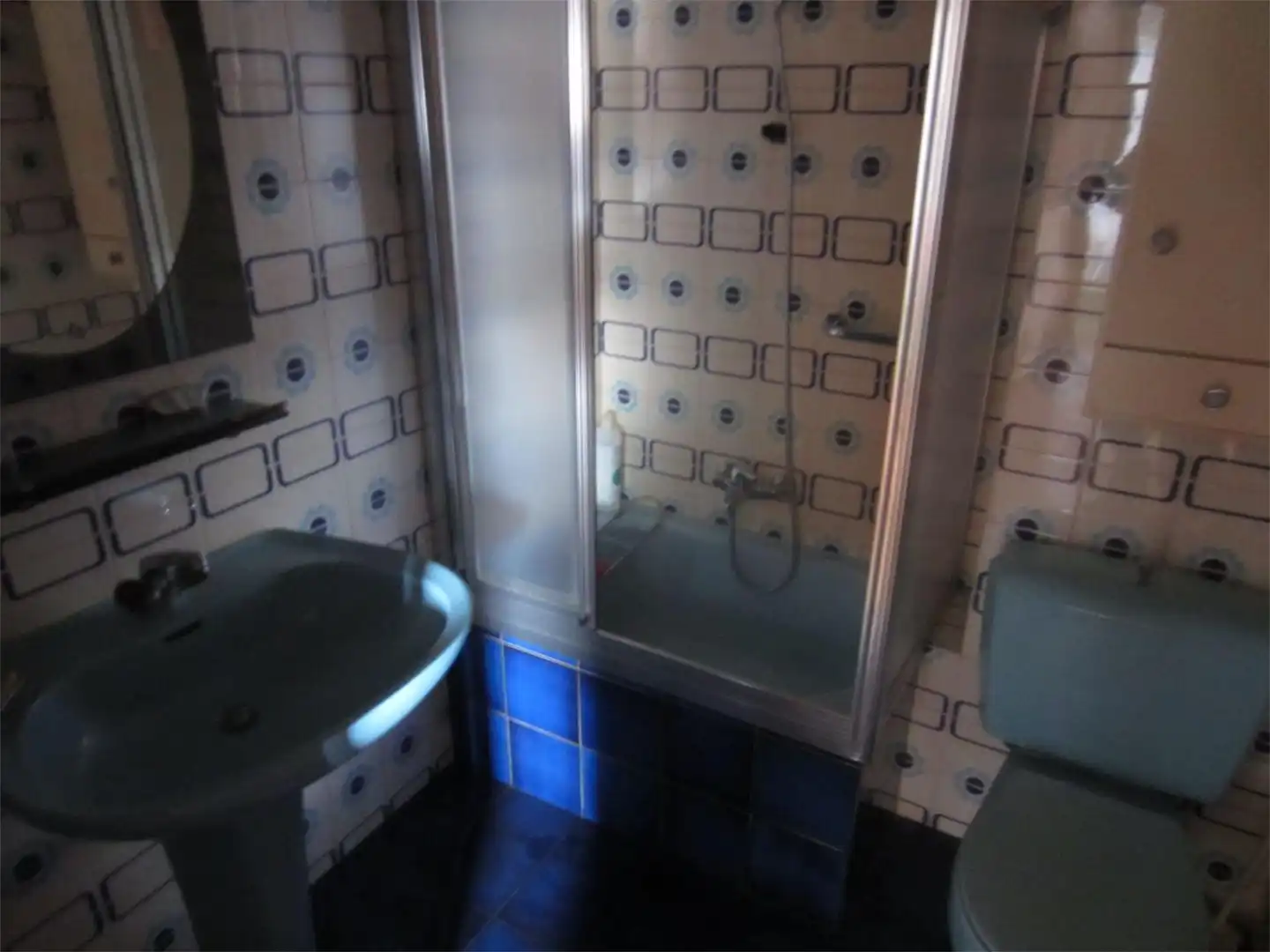 Piso en venta en Plaza Leonor de la Vega, 2, El Parque - Zapatón Baño de Piso en venta en Torrelavega con Terraza y Balcón
