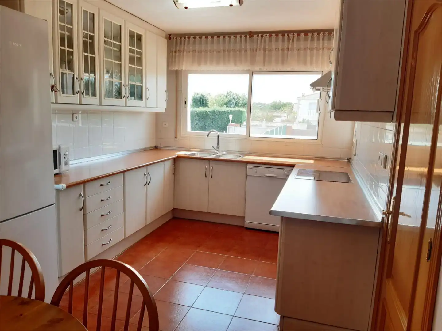 Casa o xalet en venda a Carrer Calle Gustavo Adolfo Bécquer, 21, Valdetorres de Jarama Cuina de Casa o xalet en venda en Valdetorres de Jarama amb Terrassa, Piscina i Balcó