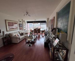 Living room of Flat for sale in Vigo   with Heating, Private garden and Parquet flooring