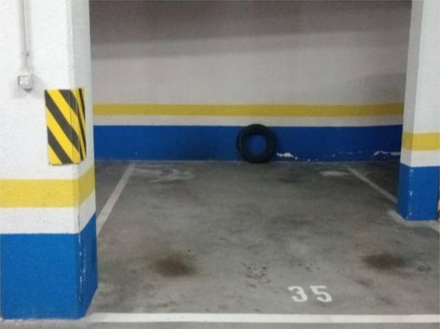 Garaje en Alquiler en Lekueder, 1 en Artatza - Pinueta - Pinosolo