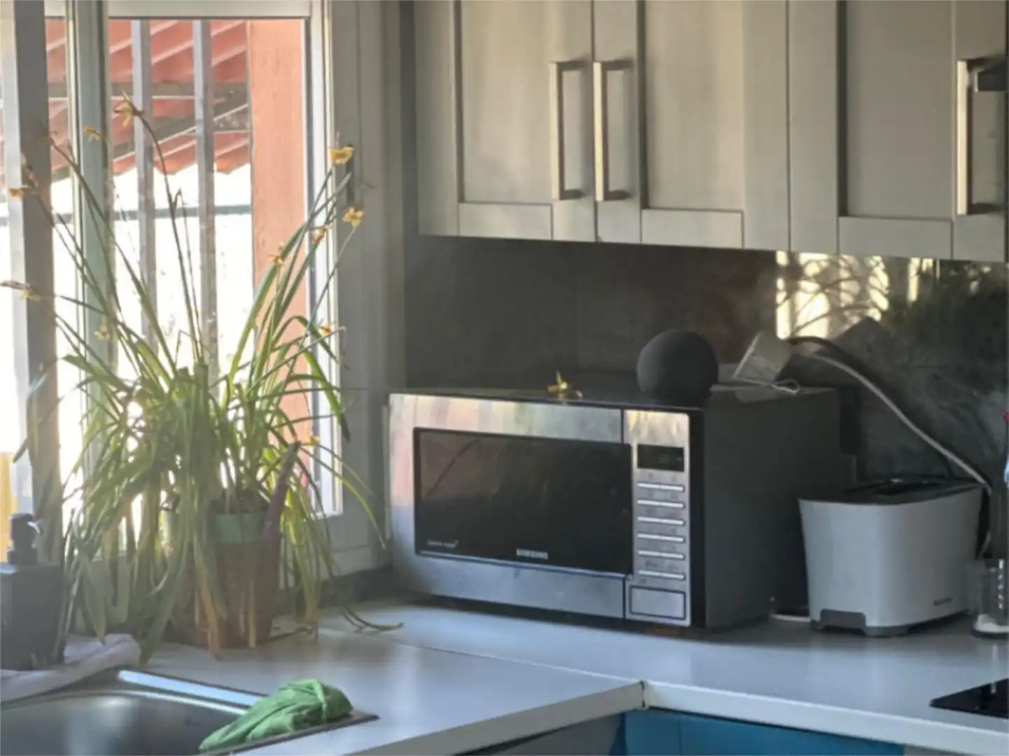 Cocina de Casa o chalet para compartir en Barajas de Melo con Aire acondicionado, Calefacción y Jardín privado