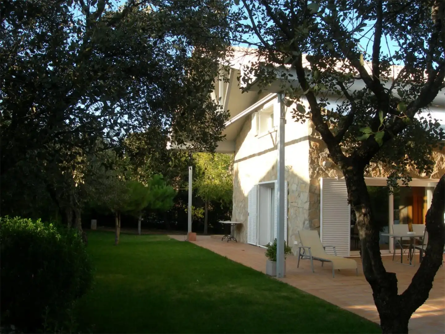 Wohnung zum Verkauf in Avenida Cazadero Real, 344, Pino Alto - Navarredonda Garten von Wohnung zum Verkauf in Valdemorillo mit Klimaanlage, Heizung und Privatgarten