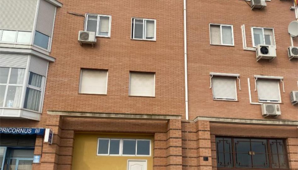 Industrial buildings to rent in Avenida del Mediterráneo, 17, El Mirador - Grillero, Madrid - image 1 Photo 1 of Industrial buildings to rent in Avenida del Mediterráneo, 17, El Mirador - Grillero, Madrid