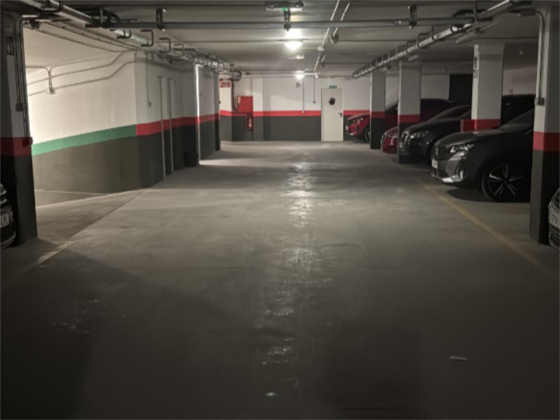 Parking of Garage to rent in  Granada Capital