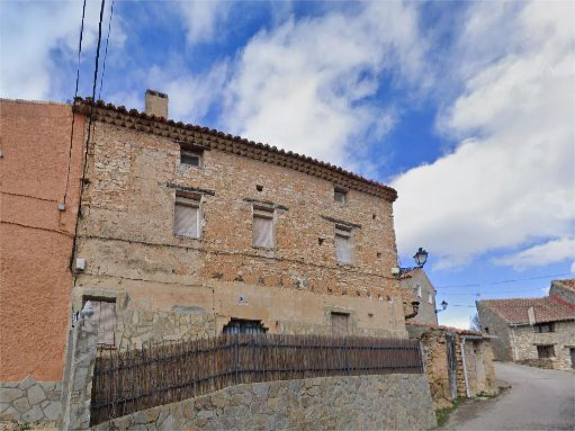 Exterior view of Single-family semi-detached for sale in Tartanedo  with Terrace, Storage room and Furnished