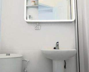 Bathroom of Flat to rent in San Fernando