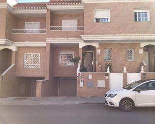 Exterior view of Duplex for sale in  Almería Capital