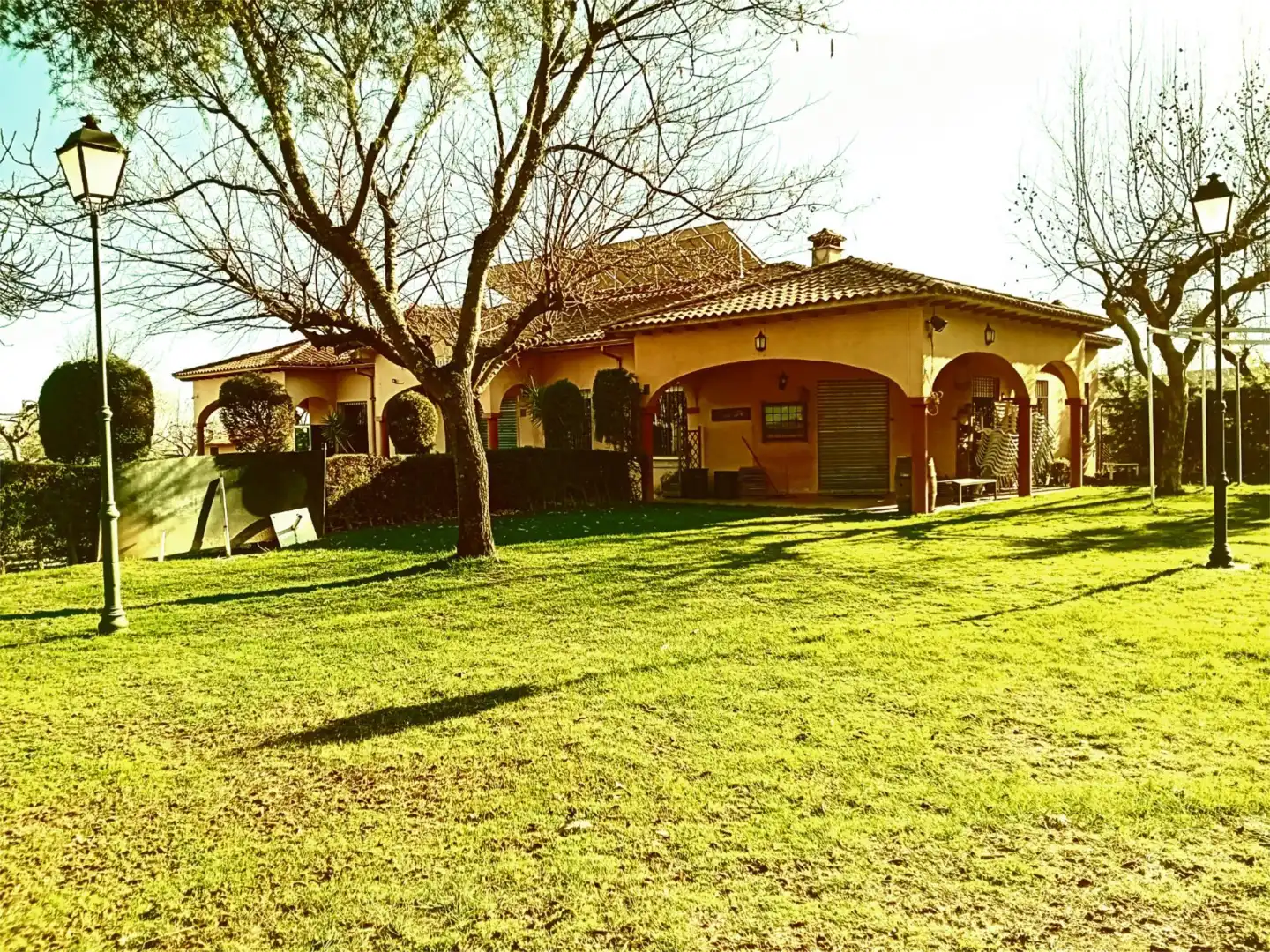 Local de lloguer a EX-203, 63, Jarandilla de la Vera Vista exterior de Local de lloguer en Jarandilla de la Vera amb Aire condicionat i Calefacció