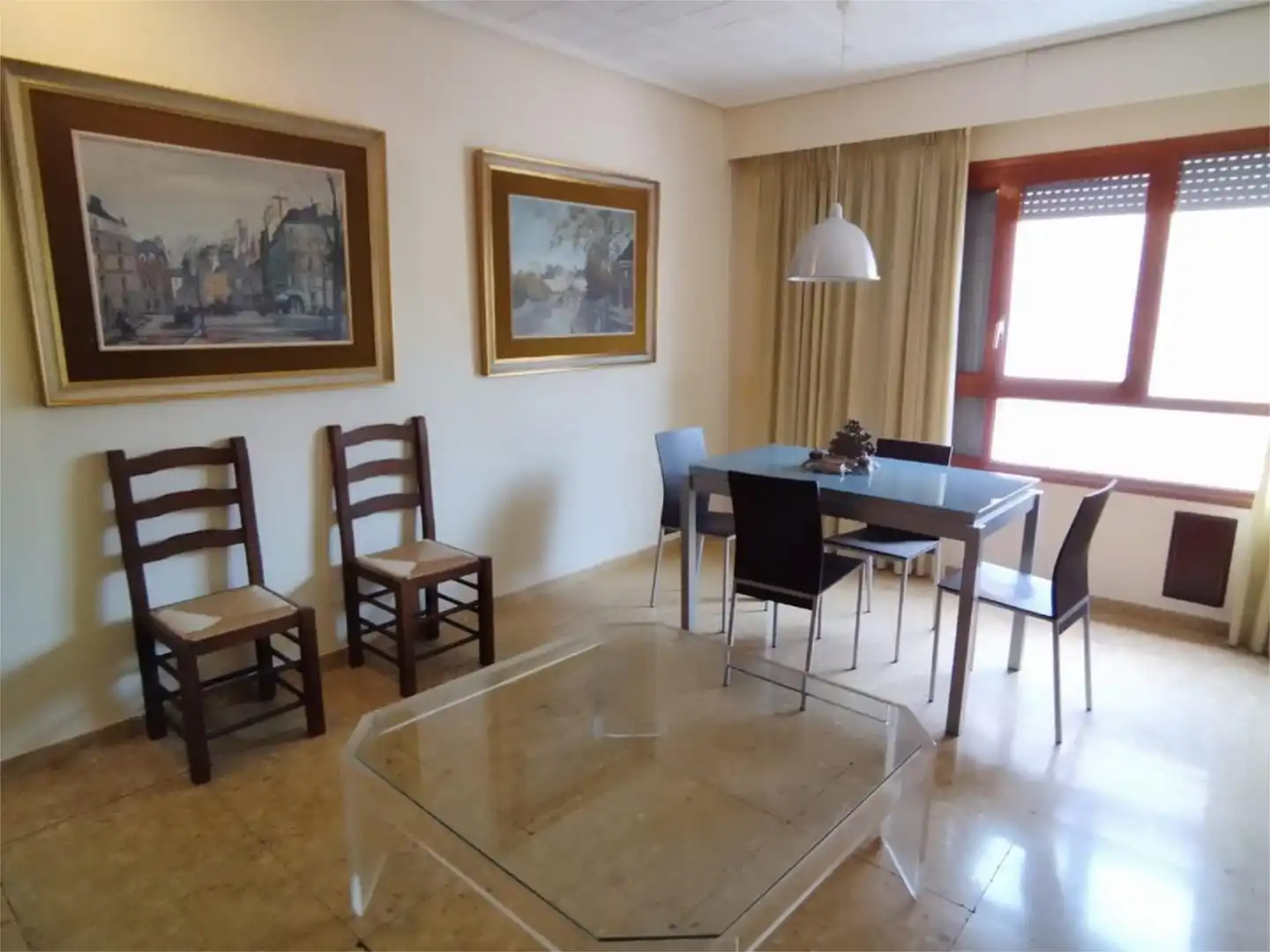 Wohnung zum Verkauf in Avenida Diputación Provincial, 8, L'Olleria Esszimmer von Wohnung zum Verkauf in L'Olleria mit Privatgarten, Terrasse und Möbliert