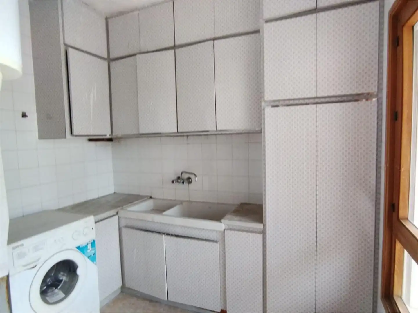 Wohnung zum Verkauf in Avenida Diputación Provincial, 8, L'Olleria Küche von Wohnung zum Verkauf in L'Olleria mit Privatgarten, Terrasse und Möbliert