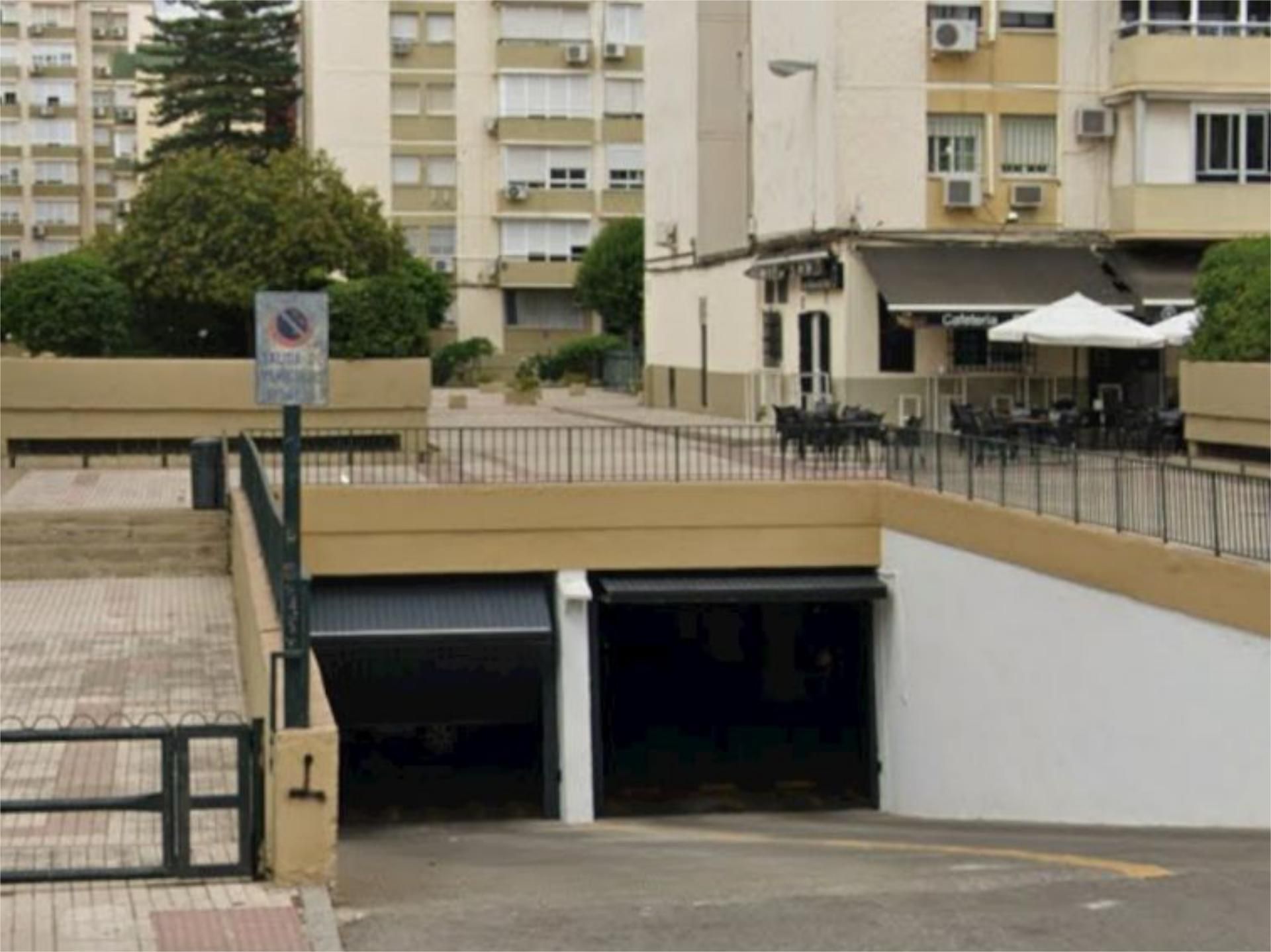 Exterior view of Garage to rent in  Sevilla Capital