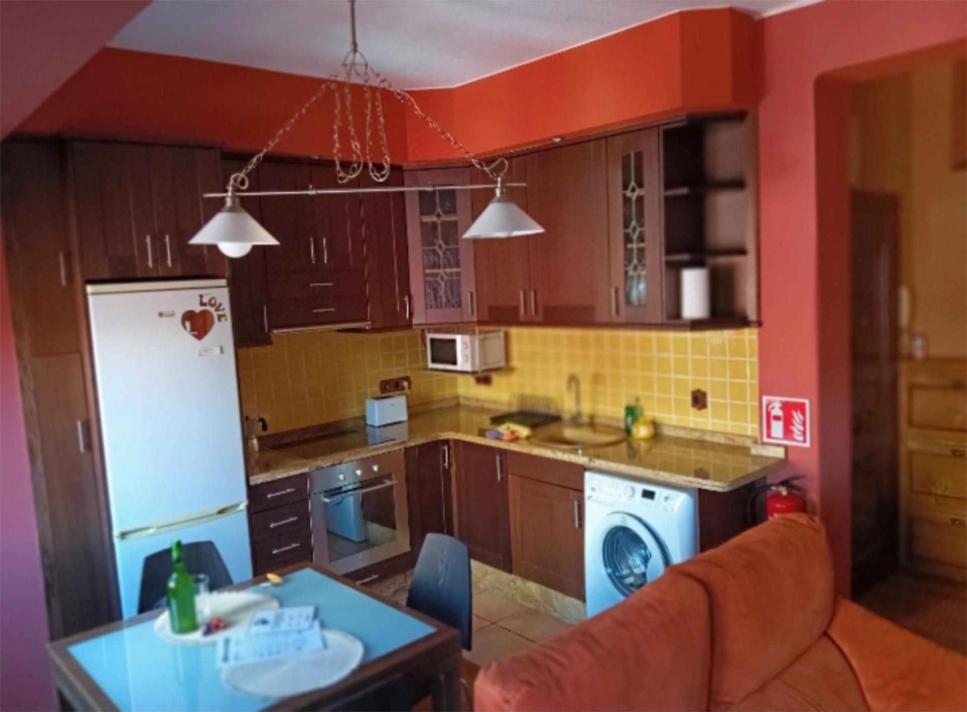 Cocina de Piso en venta en Gijón  con Calefacción, Parquet y Trastero