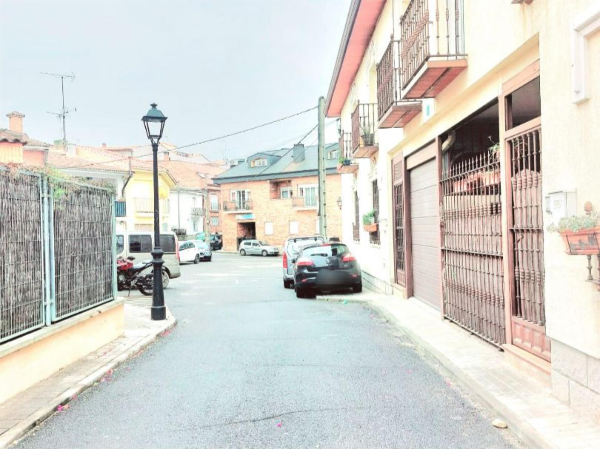 Exterior view of Flat for sale in Valdemorillo  with Terrace and Balcony