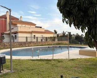 Swimming pool of Flat to rent in Vélez-Málaga