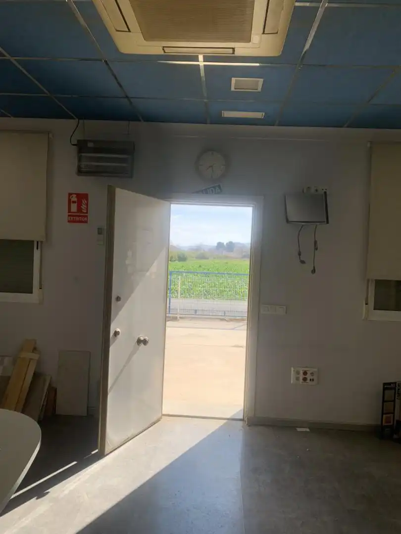 Erdgeschoss zum Verkauf in  Murcia Capital mit Klimaanlage und Terrasse