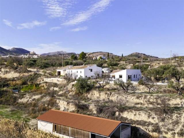 Finca rústica en Alquiler en Cortijo Ciprés, Paraje Alancin, 24 en Vélez-Blanco
