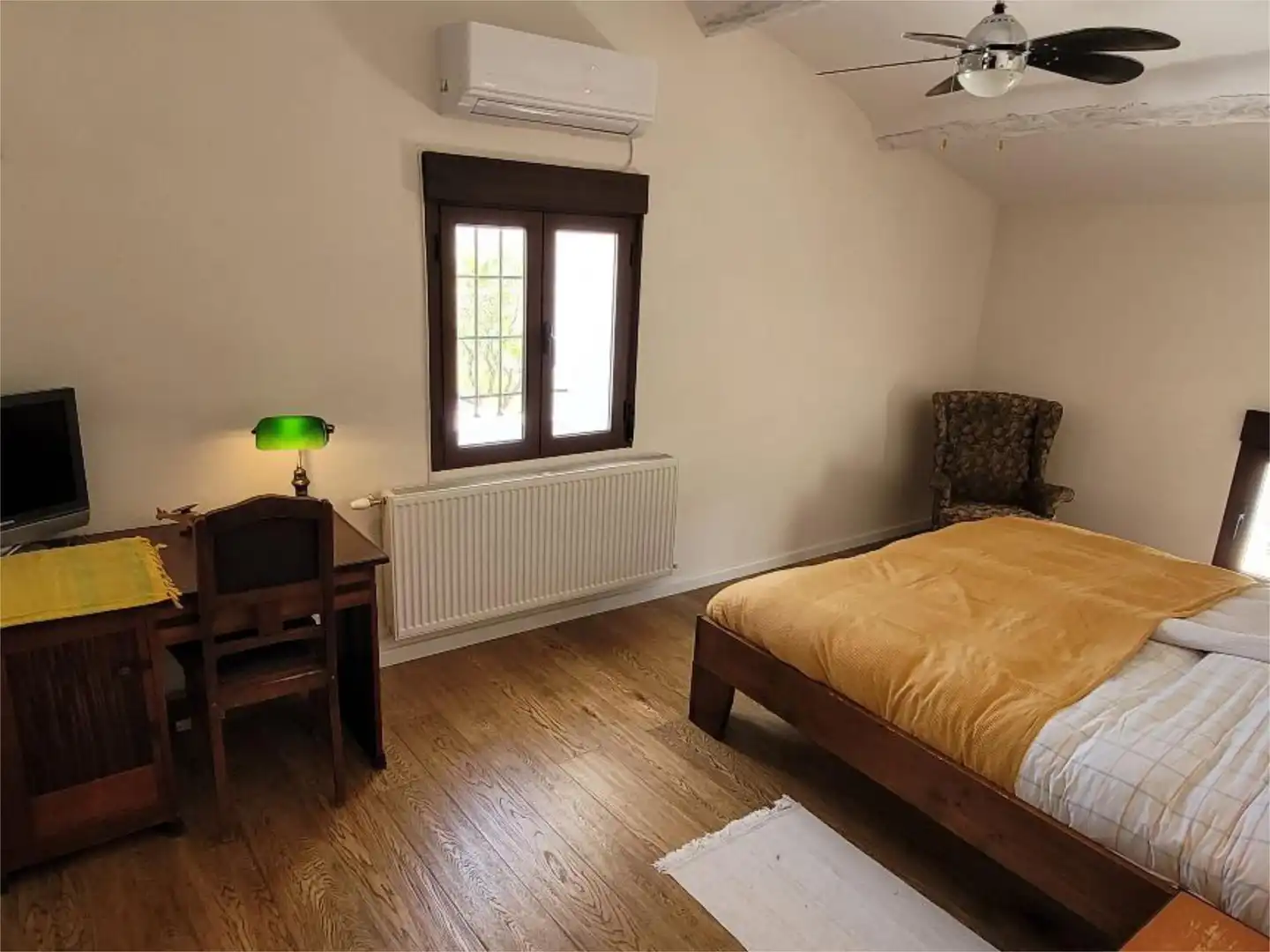 Country house zur Miete in Cortijo Ciprés, Paraje Alancin, 24, Vélez-Blanco Schlafzimmer von Country house zur Miete in Vélez-Blanco mit Klimaanlage, Heizung und Privatgarten