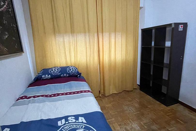 Photo 1 of Flat to share in Calle de Torquemada, 27, Canillas, Madrid