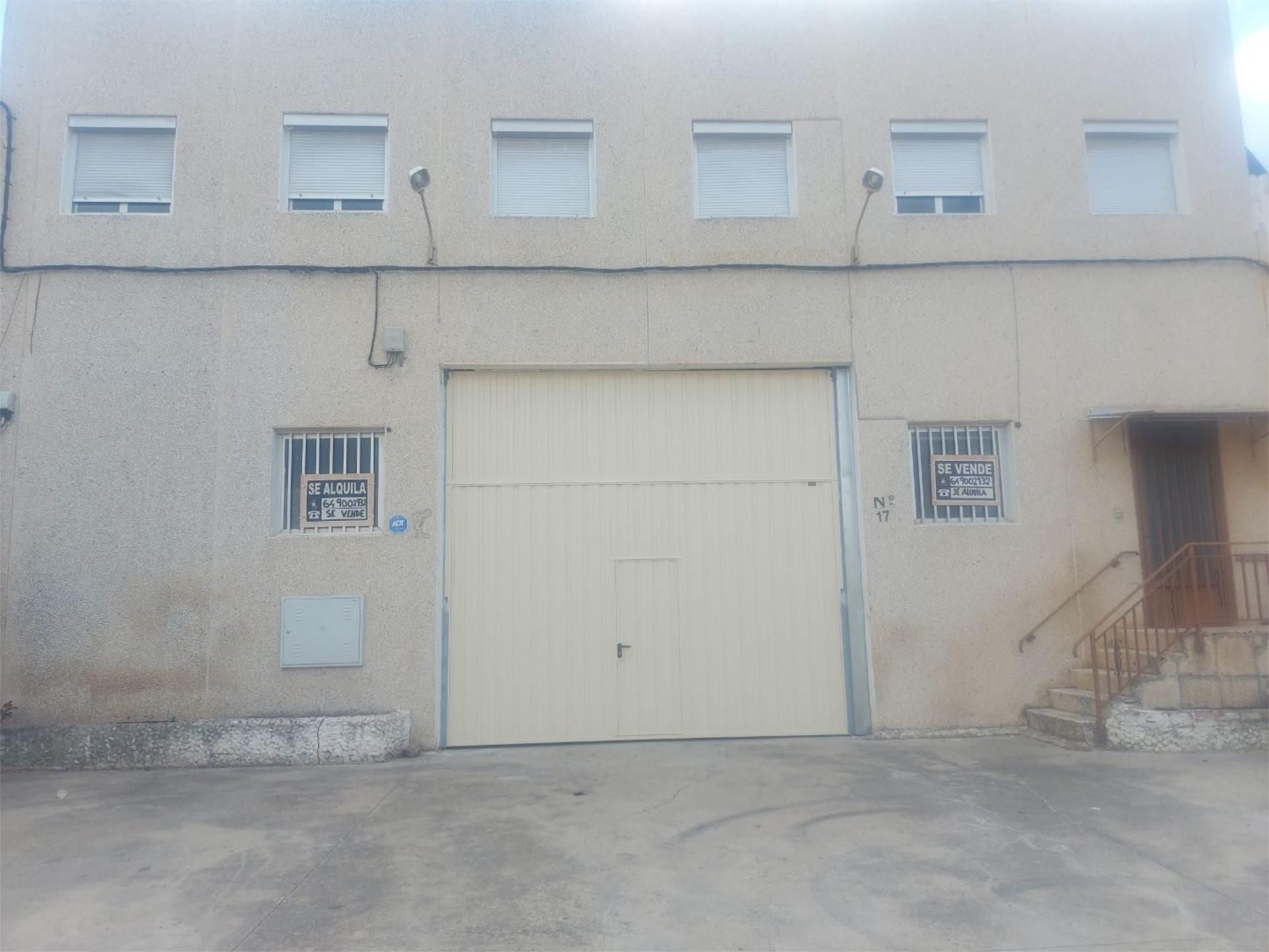 Exterior view of Industrial buildings for sale in Calatayud