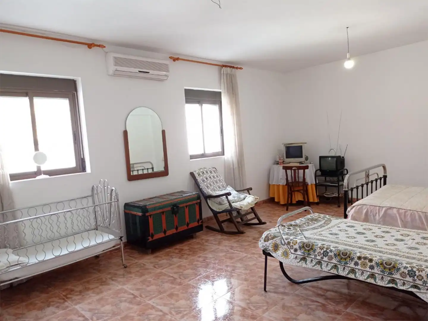 Einfamilien-Reihenhaus zum Verkauf in Calle Perales, 5, Santo Tomé Wohnzimmer von Einfamilien-Reihenhaus zum Verkauf in Santo Tomé mit Klimaanlage, Abstellraum und Möbliert