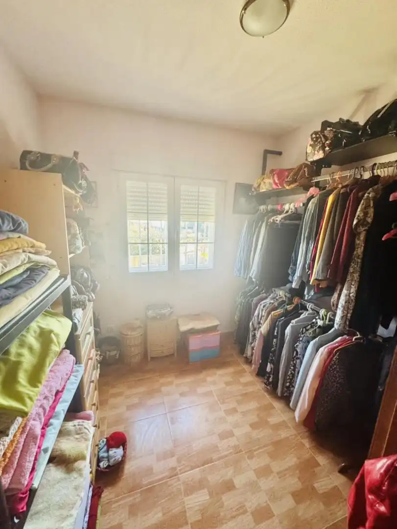 Houses for sale in Calle Ciudad Real, 280, El Casar de Escalona Bedroom of Houses for sale in El Casar de Escalona with Air Conditioner, Terrace and Swimming Pool