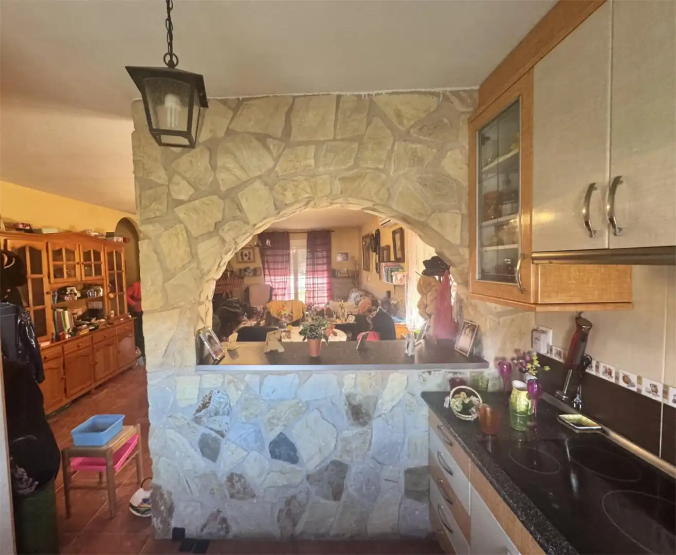 Houses for sale in Calle Ciudad Real, 280, El Casar de Escalona Kitchen of Houses for sale in El Casar de Escalona with Air Conditioner, Terrace and Swimming Pool
