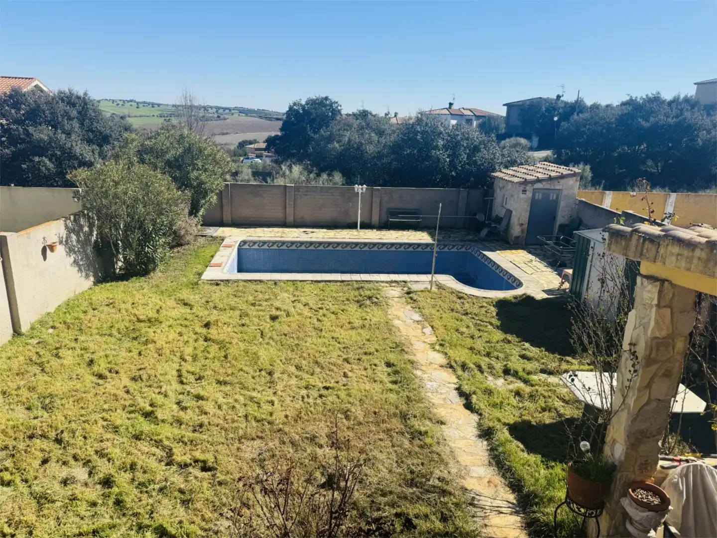 Houses for sale in Calle Ciudad Real, 280, El Casar de Escalona Swimming pool of Houses for sale in El Casar de Escalona with Air Conditioner, Terrace and Swimming Pool