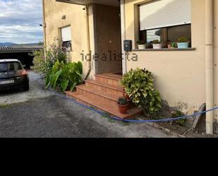 Vista exterior de Casa adosada en venda en Vilagarcía de Arousa amb Calefacció, Moblat i Forn