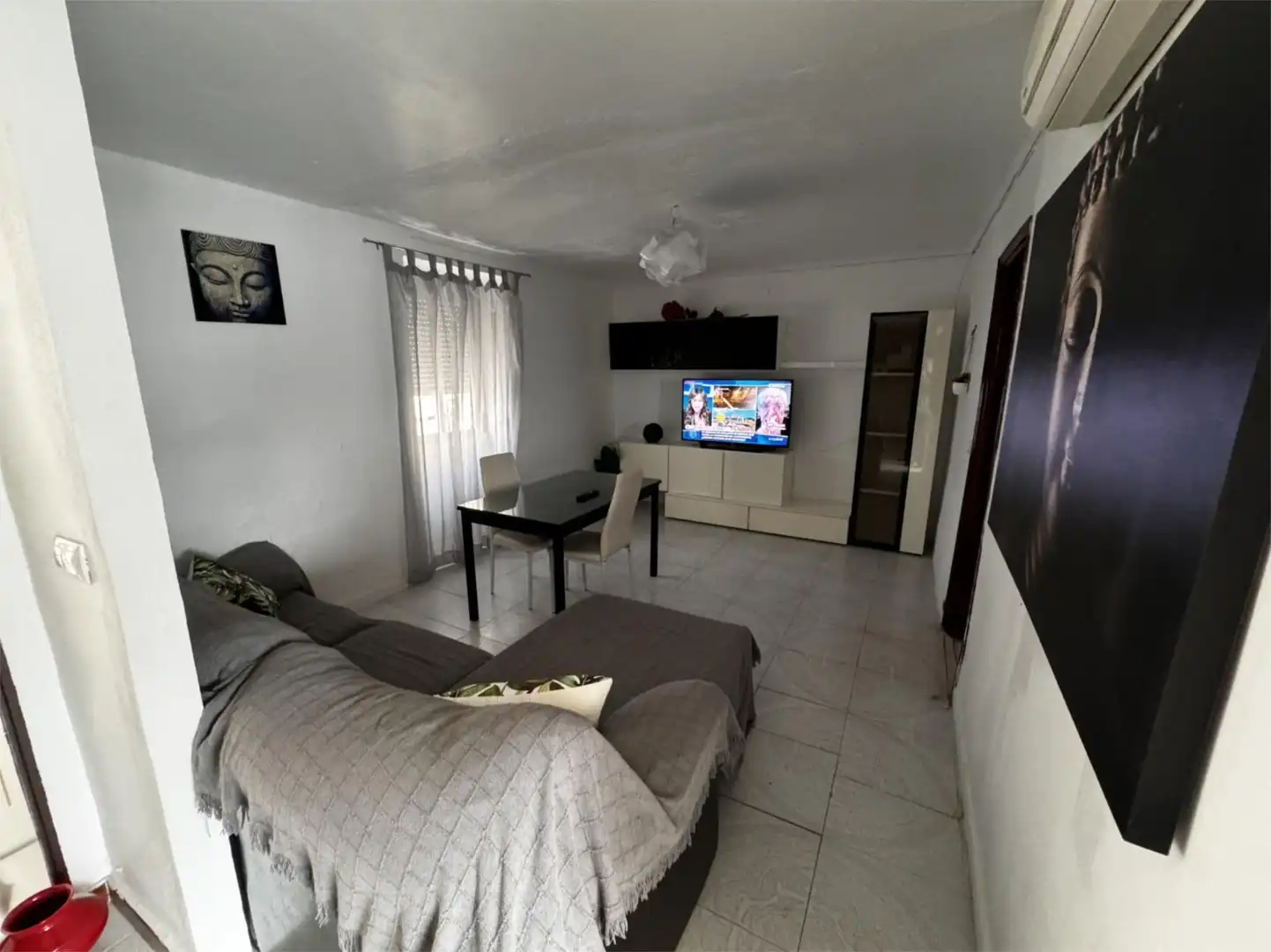 Planta baja en venta en Calle de Canalejas, 15, Monturque Sala de estar de Planta baja en venta en Monturque con Aire acondicionado, Terraza y Lavadora