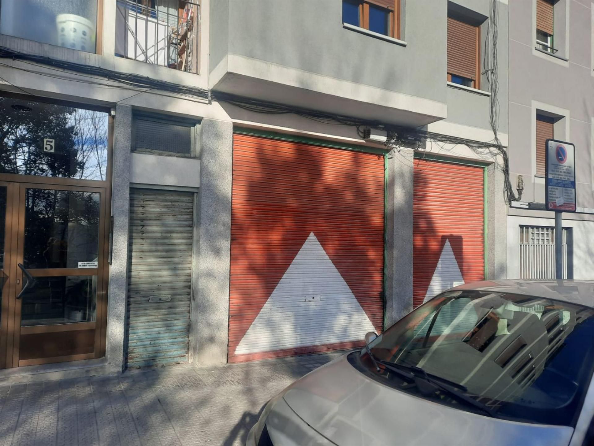 Vista exterior de Local en venda en Bilbao 
