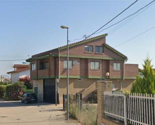 Vista exterior de Casa o xalet en venda en Uruñuela amb Calefacció, Terrassa i Traster