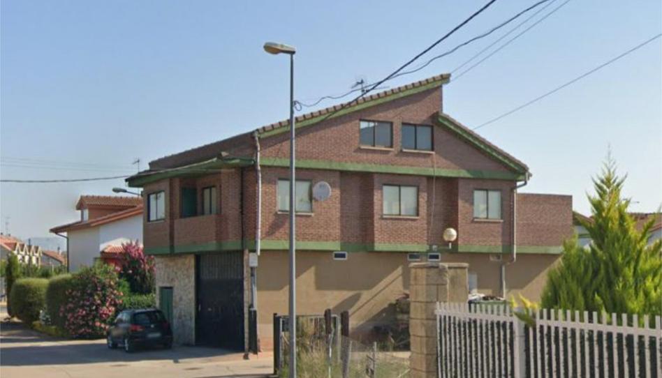House or chalet for sale in Calle Pintor Francisco Español, 5, Uruñuela, La Rioja - image 1 Photo 1 of House or chalet for sale in Calle Pintor Francisco Español, 5, Uruñuela, La Rioja