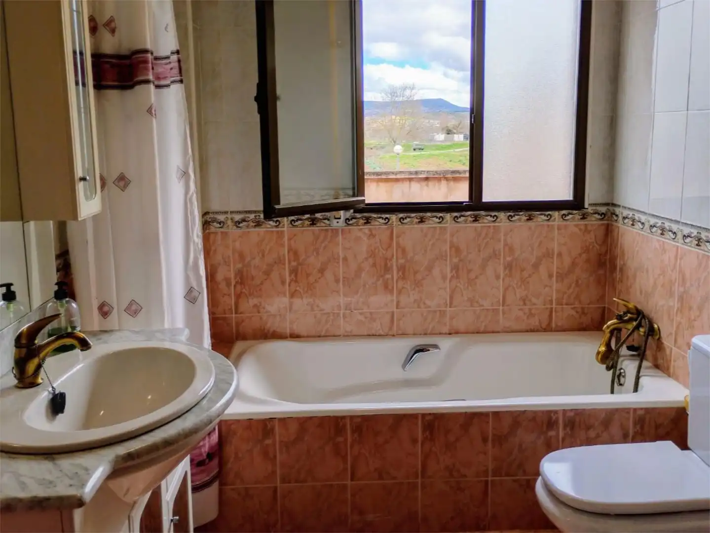 Baño de Casa o chalet en venta en Uruñuela con Terraza y Balcón