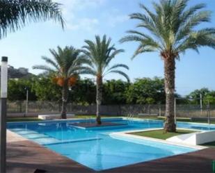 Swimming pool of Garage for sale in Oropesa del Mar / Orpesa