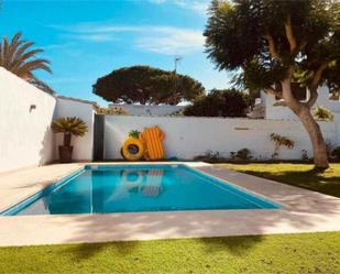 Swimming pool of Single-family semi-detached to rent in Chiclana de la Frontera  with Private garden, Swimming Pool and Furnished