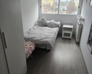 Bedroom of Flat to share in  Madrid Capital  with Heating and Furnished