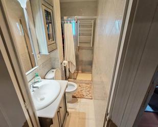 Bathroom of Flat for sale in  Madrid Capital  with Air Conditioner